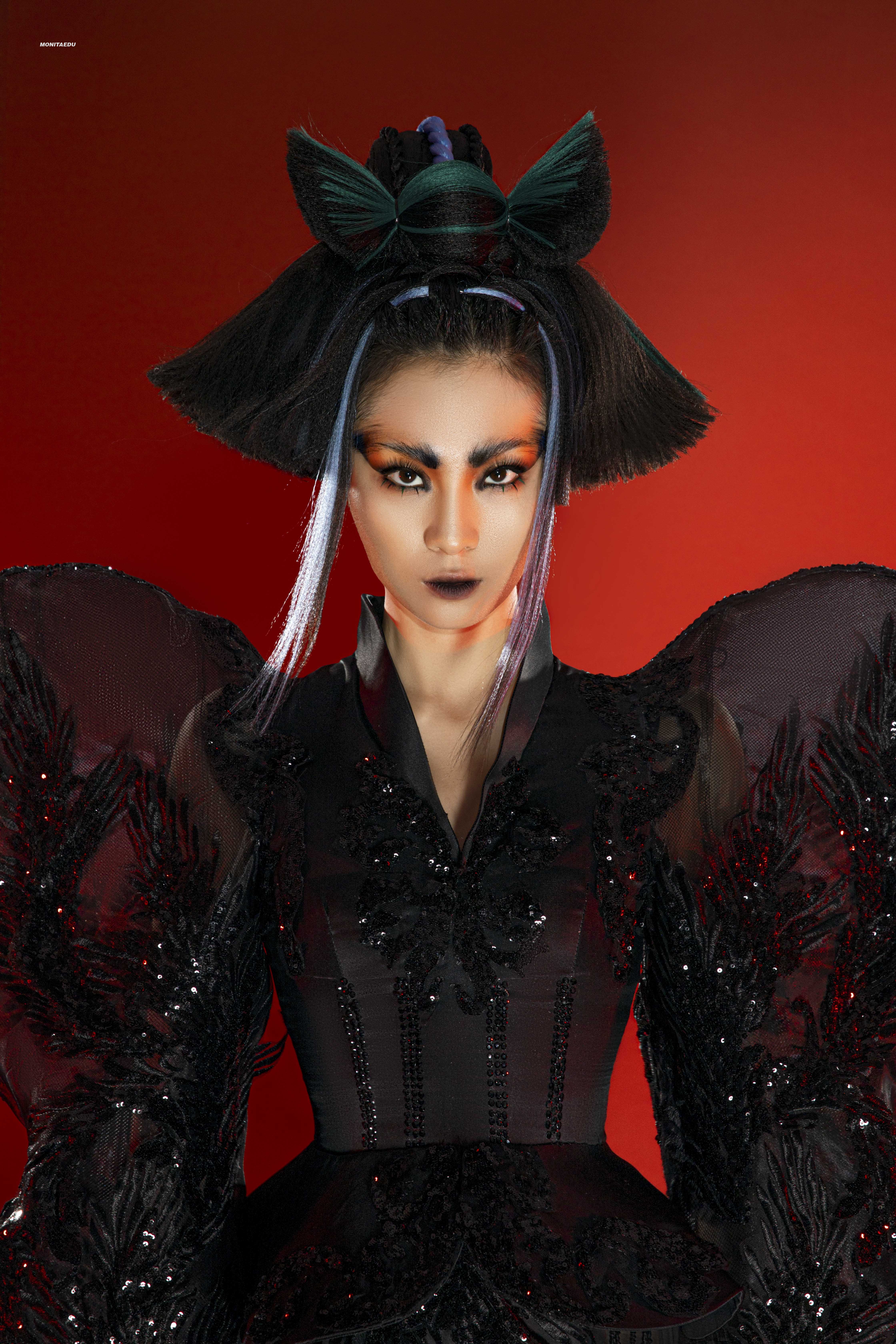 black0045_1.jpg